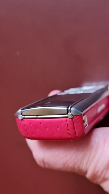 Ostali mobilni telefoni: Telefon vertu jako skup model,ide bez punjaca nemam punjac za njega — 4