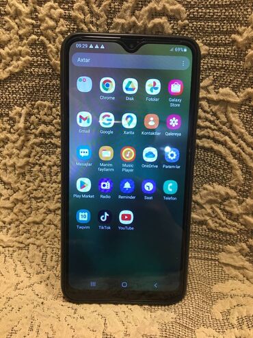 peçlər və kaminlər: Samsung Galaxy A10, 32 GB, rəng - Qara