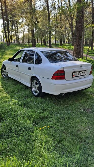 opel vectra а: Opel Vectra: 2000 г., 1.8 л, Автомат, Бензин, Седан