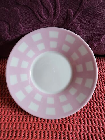 Kuhinjski setovi: Soljice nove za dvoje Maison Strauss Porcelan. Obe u ceni. Tacne na lalafo.rs — 8 Kuhinjski setovi: Soljice nove za dvoje Maison Strauss Porcelan. Obe u ceni. Tacne — 8