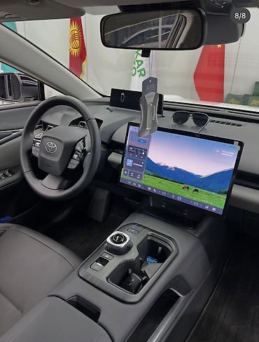 bz3: Toyota bZ3: 2026 г., Электромобиль, Седан — 7