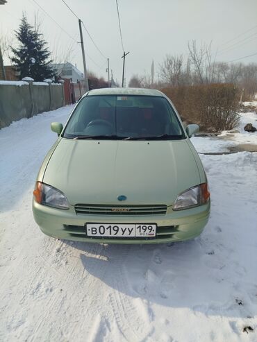 кредит авто: Toyota Starlet: 1999 г., 1.3 л, Автомат, Бензин, Седан