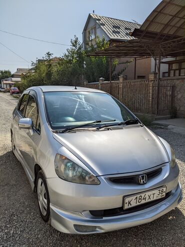 Honda: Honda Fit: 2001 г., 1.3 л, Вариатор, Бензин, Хэтчбэк