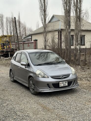 honda fit 2002: Honda Fit: 2004 г., 1.5 л, Вариатор, Бензин, Хэтчбэк