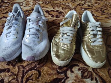 обувь белая: Оригинальные кроссовки, цена за одну пару кроссовок.ADIDAS, и NIKE