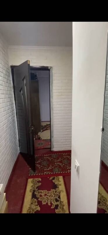 пишпек квартира керек: 2 бөлмө, 45 кв. м, 4 кабат