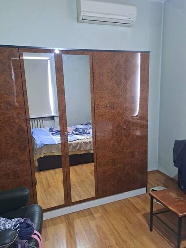 шкаф бу бишкек: Уктоочу бөлмө гарнитуру, Колдонулган, Эки кишилик керебет, Шкаф, Комод, Өзү алып кетүү