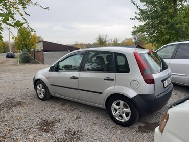 Ford: Ford Fiesta: 2005 г., 1.4 л, Механика, Бензин, Хэтчбэк