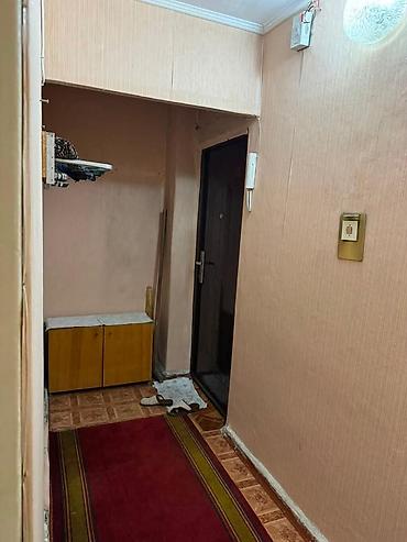 3 микрорайон квартира: 1 комната, 32 м², 3 мкр 104 серия, 1 этаж, Косметический ремонт — 7