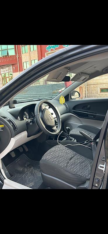 Kia: Kia Ceed: 1.4 l | 2008 il Hetçbek — 13