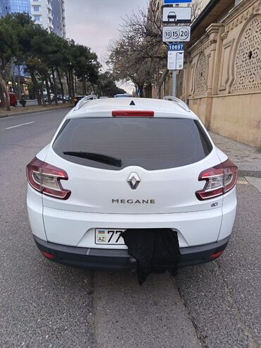 Renault: Renault Megane Grandtour (universa), ağ rəng Dizel dCi Xüsusiyyətlər — 1