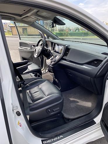 byd 2: Toyota Sienna: 2018 г., 3.5 л, Автомат, Бензин, Минивэн — 5