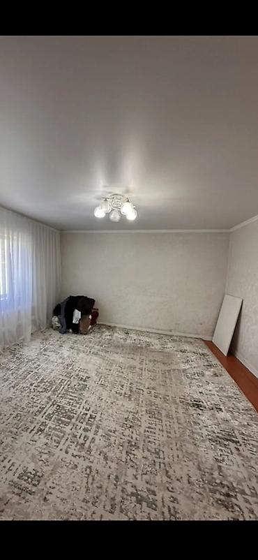дом с мансардой: 55 м², 3 комнаты, Без подселения — 3