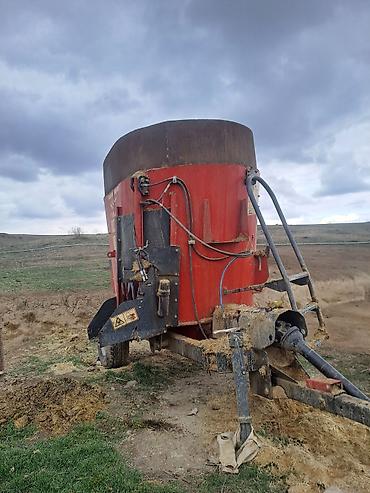berde ferma: FIMAKS 3 m³ vertikal yem qarışdırıcı – traktorla qoşulan TMR mikser - — 4