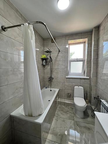 Продажа коттеджей и домов: 4 комнаты, 213 м², 5 соток, Бишкек, Ак-Орго ж/м Агентство недвижимости — 26