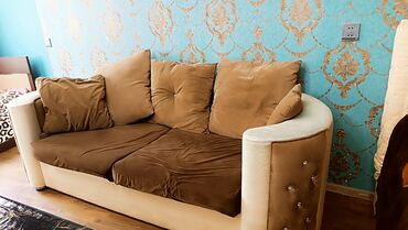 divan xacmaz: Divan, Nabuk