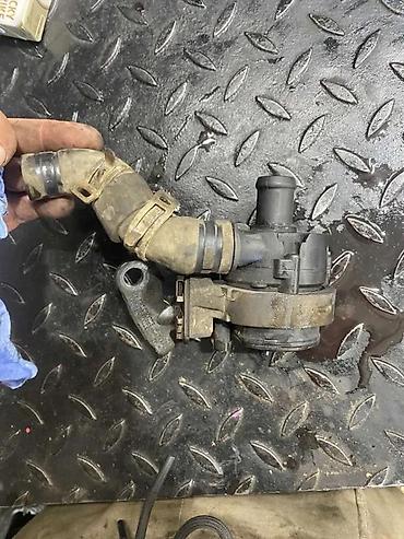 corsa c: AUDI A3 QOLF 7 DELOVI POMOCNA PUMPA ELEKTRICNA 5Q0965567 | audi vw — 4