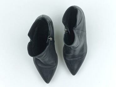 High boots: High boots for women, 38, condition - Very good at lalafo.pl High boots: High boots for women, 38, condition - Very good