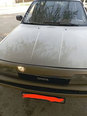 авто 200000: Toyota AA: 1988 г., 1.9 л, Механика, Дизель, Универсал