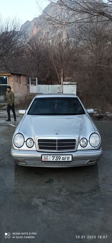 Mercedes-Benz: Mercedes-Benz E-Class: 1998 г., 2 л, Механика, Бензин, Седан