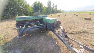 пресс кривошипно шатунный: Пресс-подборщик Deutz-Fahr HD440, предназначенный для формирования