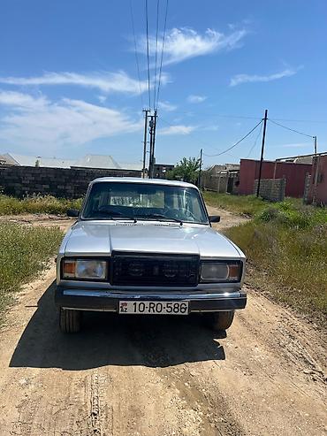 VAZ (LADA): Model: Lada Riva (VAZ 2104) universal Ban növü: station wagon (5 qapı) — 1