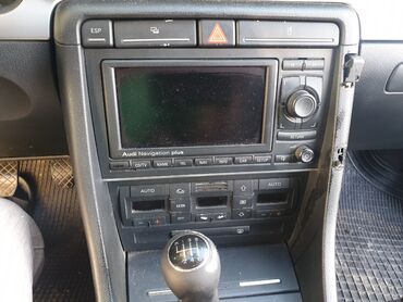 Audi: Audi A4: 2 l | 2007 г. Sedan — 10