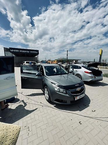 магнитолы для авто: Chevrolet Cruze: 2010 г., 1.8 л, Автомат, Газ, Седан — 7