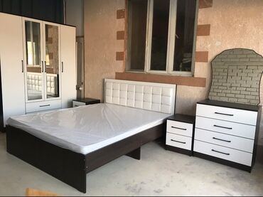 Спальные гарнитуры: Спальный гарнитур, Новый, Двуспальная кровать, Комод, Трюмо, Другая страна производитель, ДСП, Бесплатная доставка, Платная доставка, Самовывоз — 6