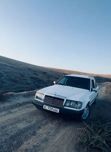мерс cla: Mercedes-Benz E-Class: 1988 г., 2.2 л, Механика, Бензин, Седан