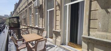 Uzunmüddətli kirayə mənzillər: Bayılda yerləşən ümumi sahəsi 80 kv,m olan,2 otaqlı yaxşı təmirli — 17