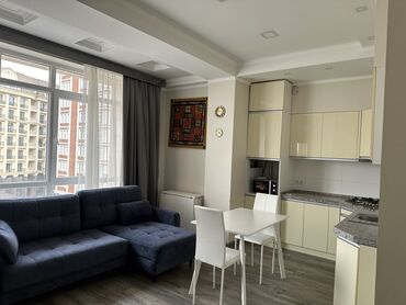 apartment for rent in bishkek: 2 бөлмө, Менчик ээси, Чогуу жашоосу жок, Толугу менен эмереги бар