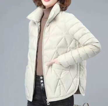 куртка юникло женская: Новая куртка на весну, тонкая 44 размер бежевый цвет