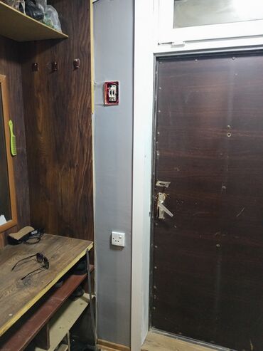 Köhnə tikili: Saray, 3 otaqlı, Köhnə tikili, 100 kv. m