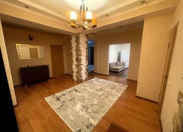 азия мол дом: 3 комнаты, 120 м², Элитка, 2 этаж, Евроремонт