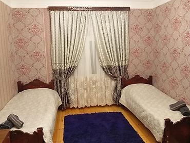 razində 3 otaqlı evlər: 1 Taxt 3 Kravat Bir şkaf 1 divan ve yanındaki 5 balaca şkaf satılır — 4