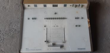 мед комбинезон: Аудиометр МА31 сделано ГДР