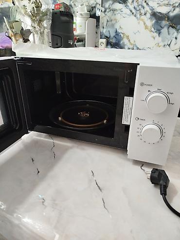 микроволновки midea: Микроволновка, Пользовались меньше месяца. Состояние новой вещи — 3