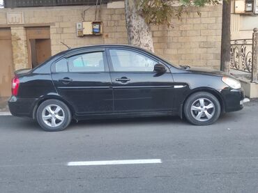 Hyundai: Hyundai Accent: 1.6 l | 2006 il Sedan — 2