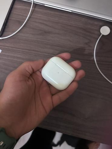 Airpods 3 chox ideal veziyyetdedi tam originaldi ucuz satma sebebi