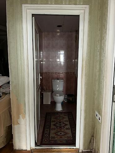 Köhnə tikili: Geniş və işıqlı mənzil interyeri - Klassik dizaynlı geniş zal — 19