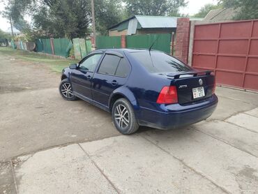 фара функарго: Volkswagen Jetta: 2003 г., 2 л, Механика, Бензин, Седан