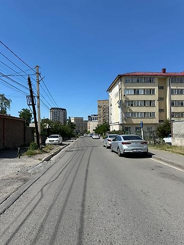 Коммерциялык мүлк: Продаётся коммерческое помещение 68,2 м² в ЖК «Алтын Уя»,ДЖАЛ, ул — 6