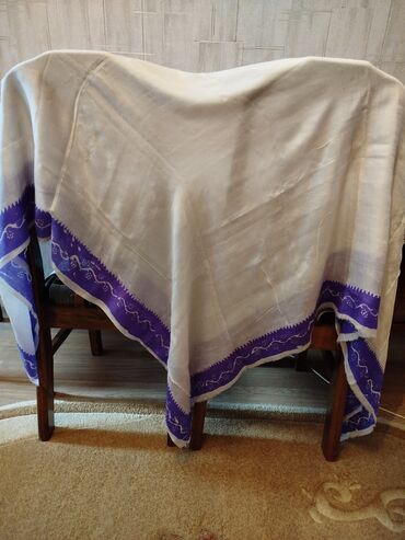 ağ qara profil şəkilləri: Новый цвет - Белый Покрывало