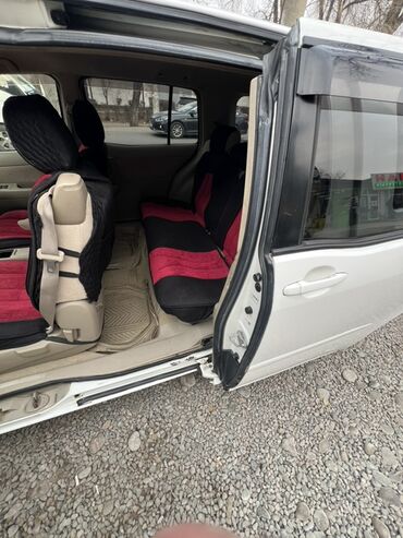 Toyota: Toyota Raum: 2004 г., 1.5 л, Автомат, Седан — 6