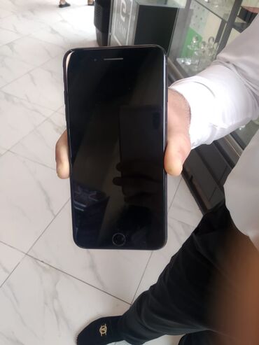 ayfon 6s plus qiymeti: IPhone 7 Plus, 32 GB, Qara, Barmaq izi