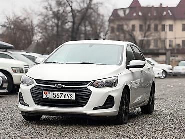 Chevrolet: Chevrolet Onix: 2020 г., Бензин — 3