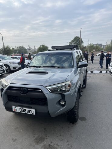 купить тягач из европы: Toyota 4Runner: 2020 г., 4 л, Автомат, Бензин, Универсал