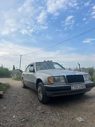Mercedes-Benz: Mercedes-Benz W124: 2 l | 1991 il Sedan — 18