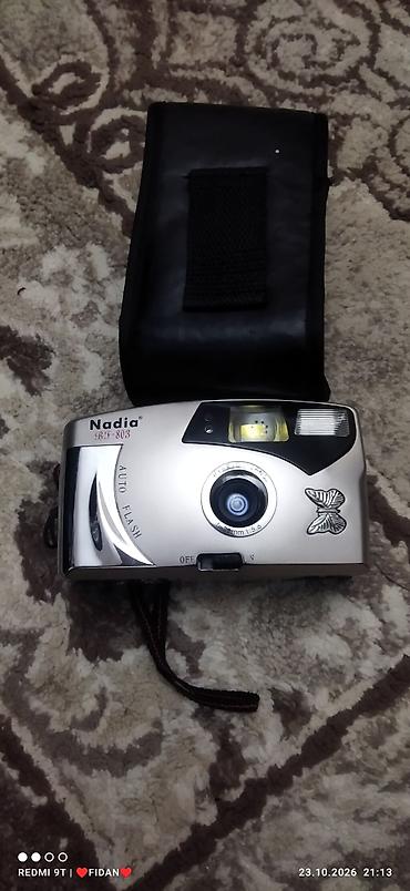 sokany utu feni: Nadia BF-803 plyonka fotoaparatı - 35 mm lent üçün kompakt kamera - — 2